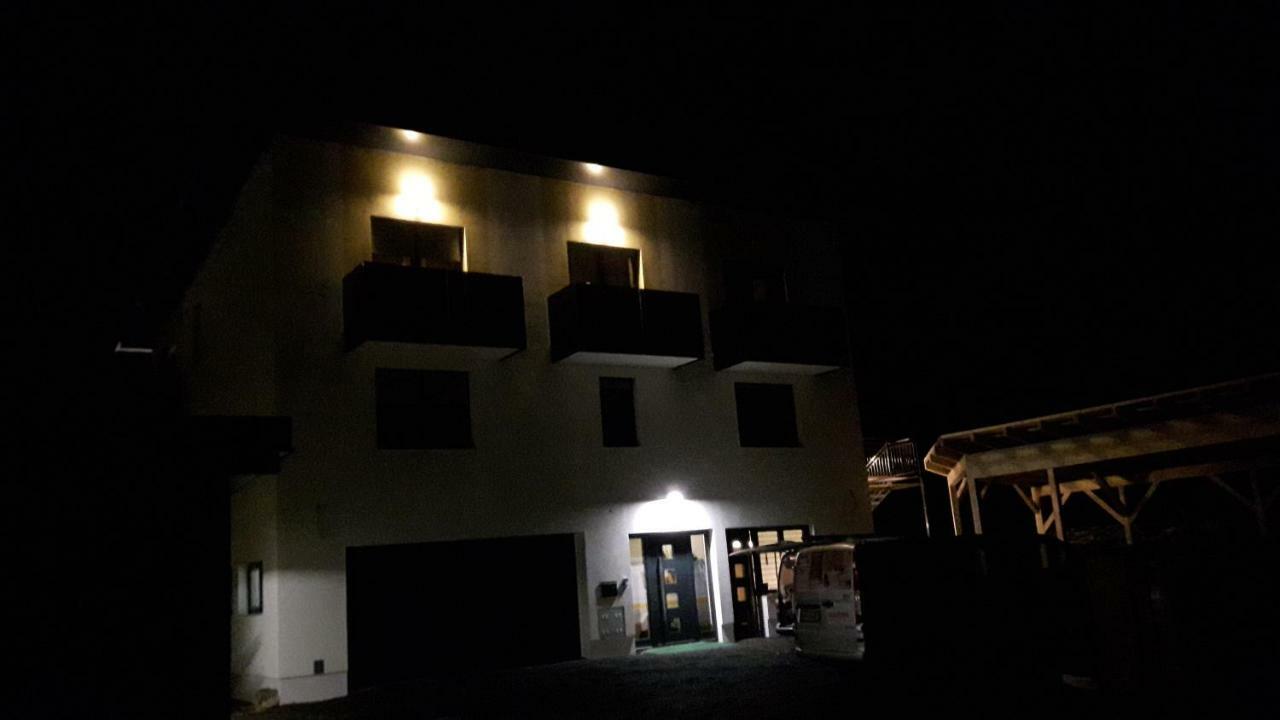 Gästezimmer Hurem Kapfenberg Exteriör bild